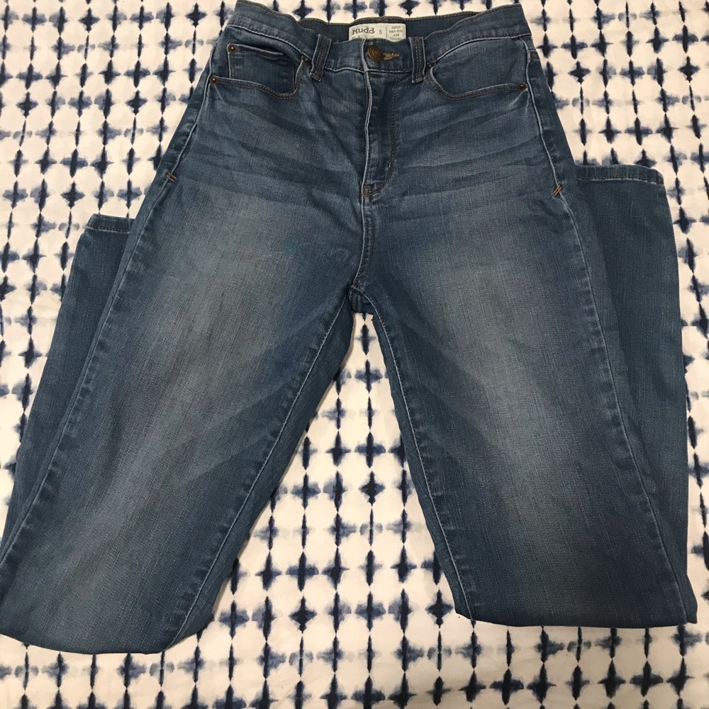 Women’s blue jeans size 5